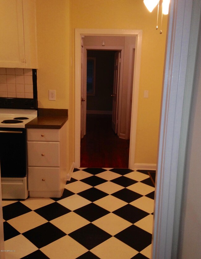 1302 Mcduff Ave S unit 1, Jacksonville, FL 32205 - photo 5