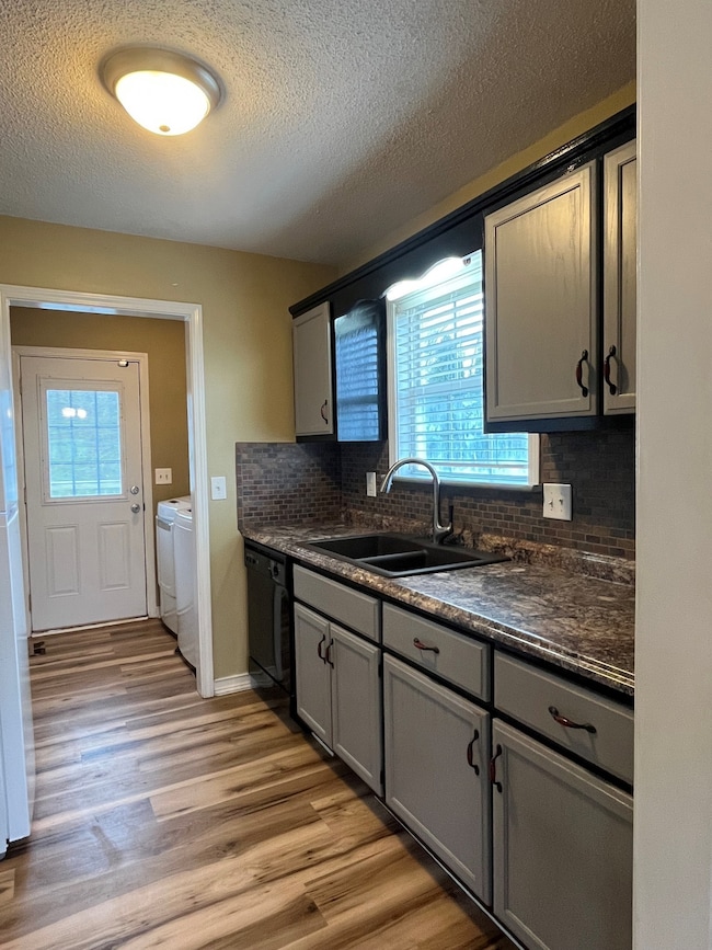 404 Sideline Dr, Oak Grove, KY 42262 - photo 3