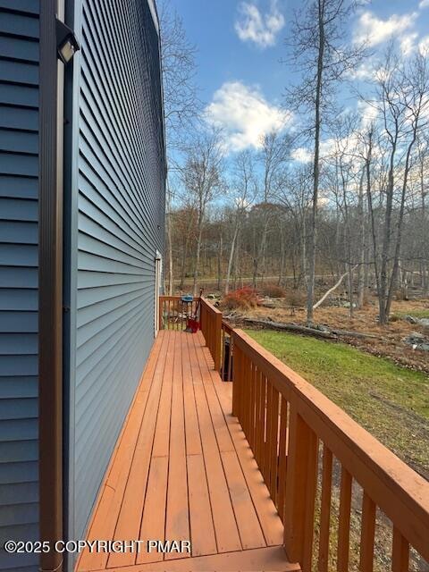 362 Somerset Dr, East Stroudsburg, PA 18301 - photo 4