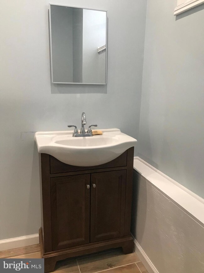 519 Maddock St, Crum Lynne, PA 19022 - photo 7