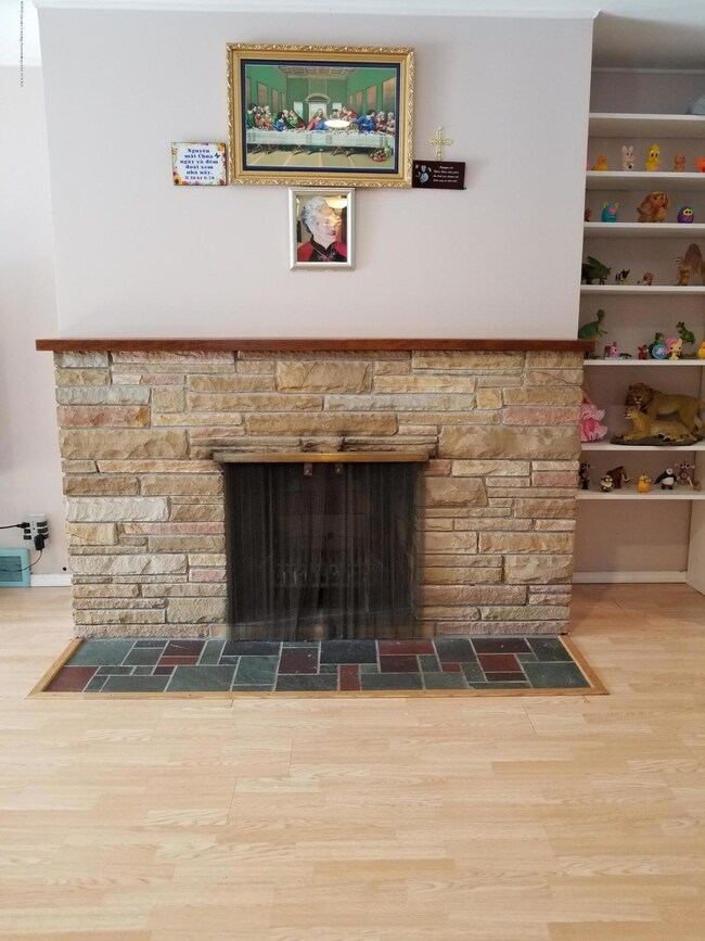 1309 W Willow St, Lansing, MI 48915 - photo 6