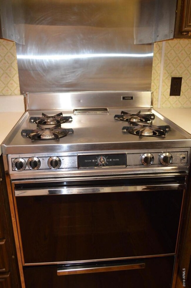 Gas range