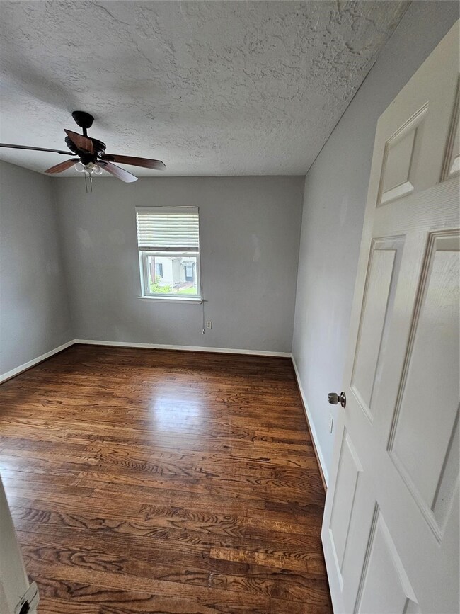 3202 Yale St unit 8, Houston, TX 77018 - photo 6