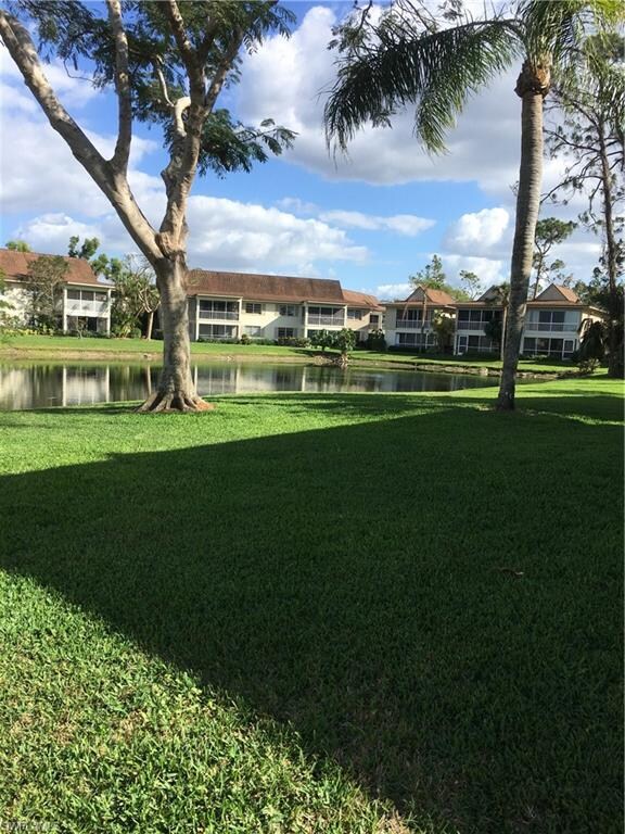 21 Bobolink Ct unit 21B, Naples, FL 34105 - photo 6