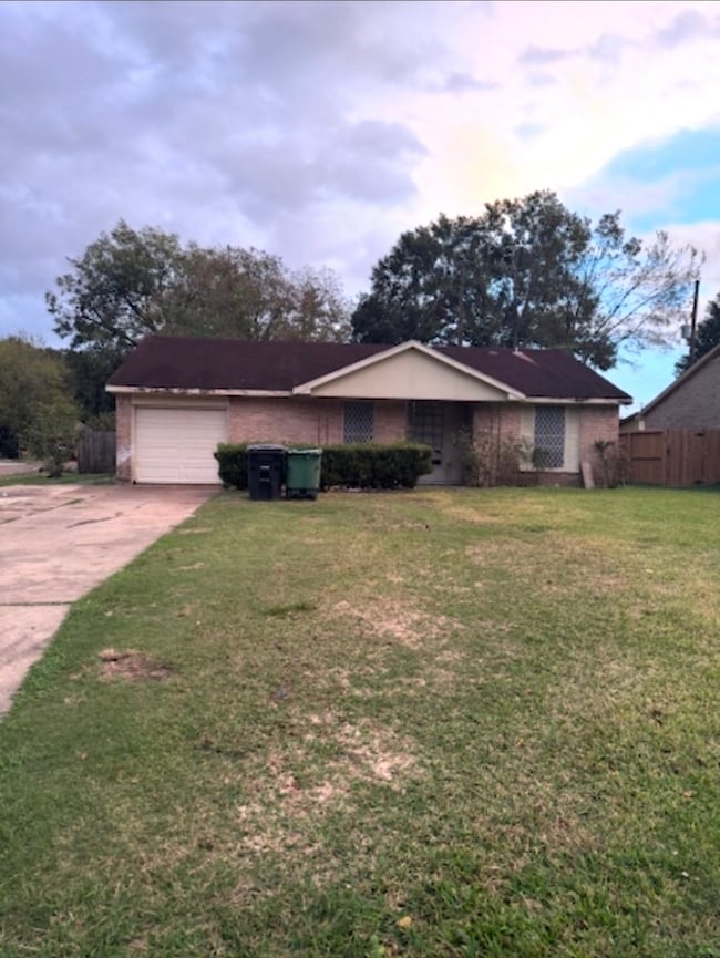 12434 Big Oaks Dr, Houston, TX 77050 - photo 2