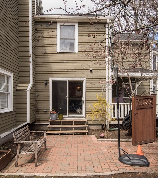 17 Sherman St unit 1, Cambridge, MA 02138 - photo 3