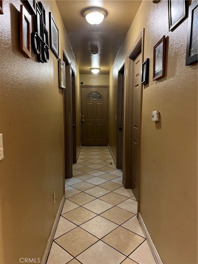 1715 W 154th St, Compton, CA 90220 - photo 5