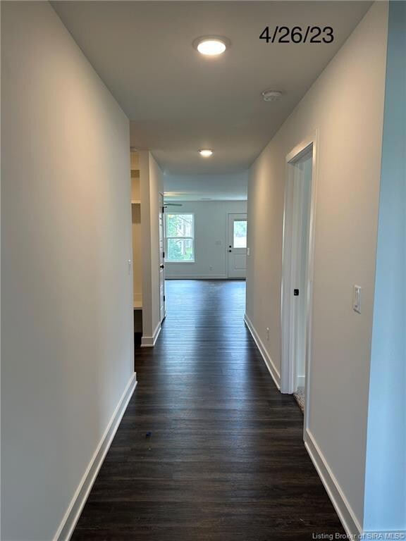 837 Wolf Run Park Blvd, Jeffersonville, IN 47130 - photo 6