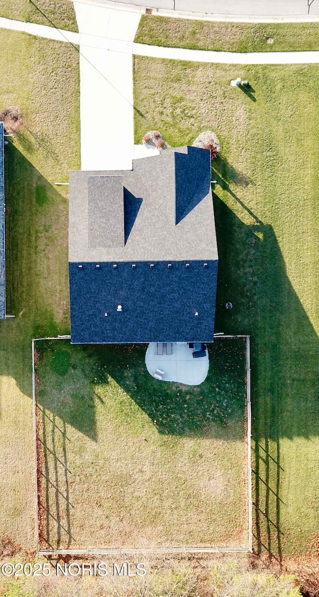 518 Hidden Village Ln, Holland, OH 43528 - photo 3