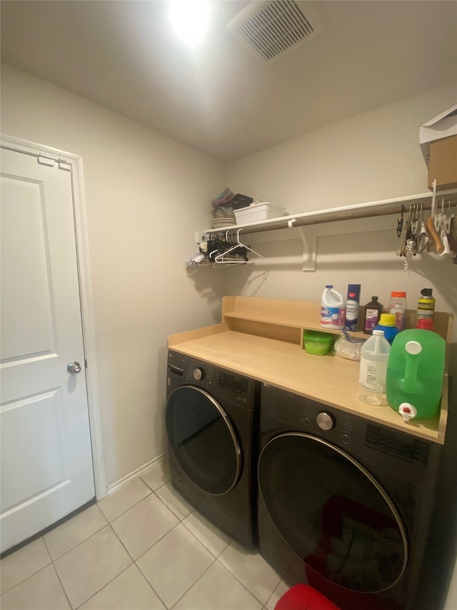 1934 Duskwood Dr, Lancaster, TX 75146 - photo 2