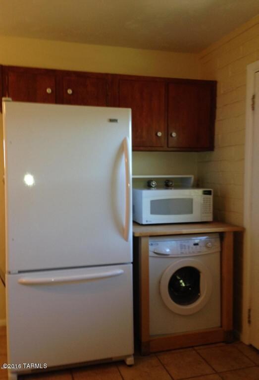 Refrig and washer
