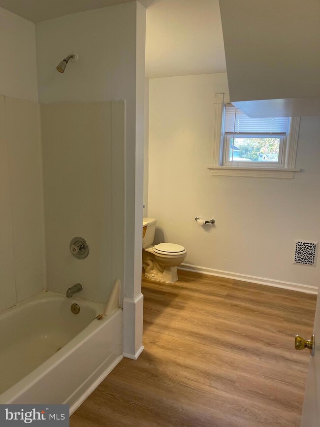 124 Garfield Ave unit 2, Clementon, NJ 08021 - photo 4