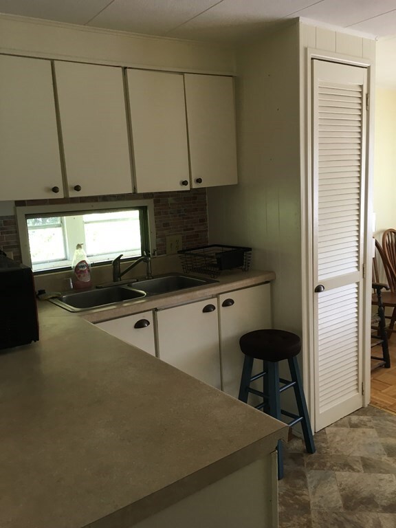 2 Maple Ct, Brimfield, MA 01010 - photo 7