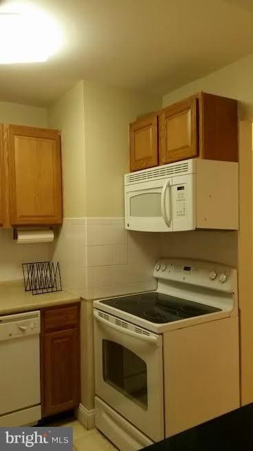 201 N Emory Dr unit 4, Sterling, VA 20164 - photo 5