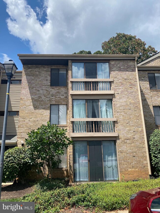 10596 Twin Rivers Rd unit F2, Columbia, MD 21044 - photo 6