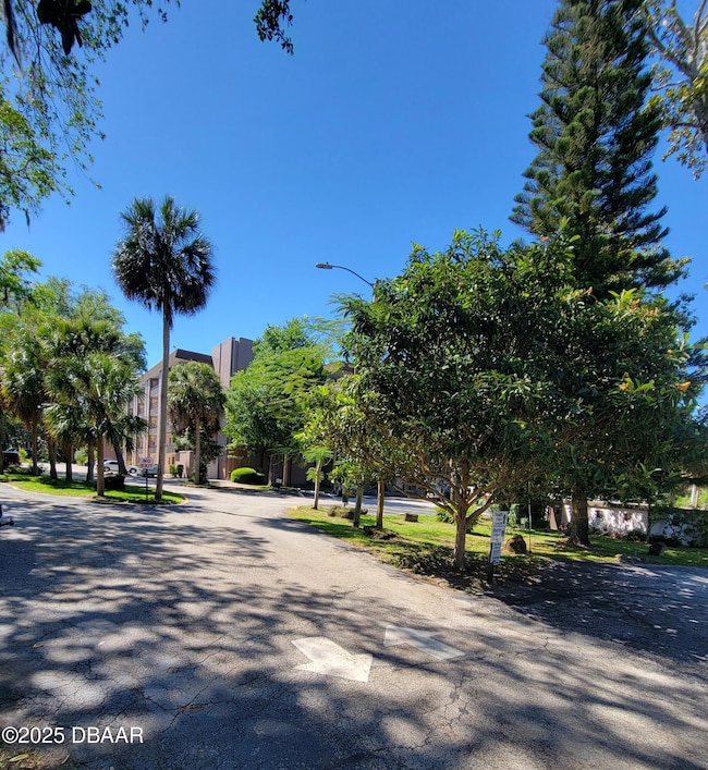 Tomoka Oakwood North unit 115, Ormond Beach, FL 32174 - photo 3