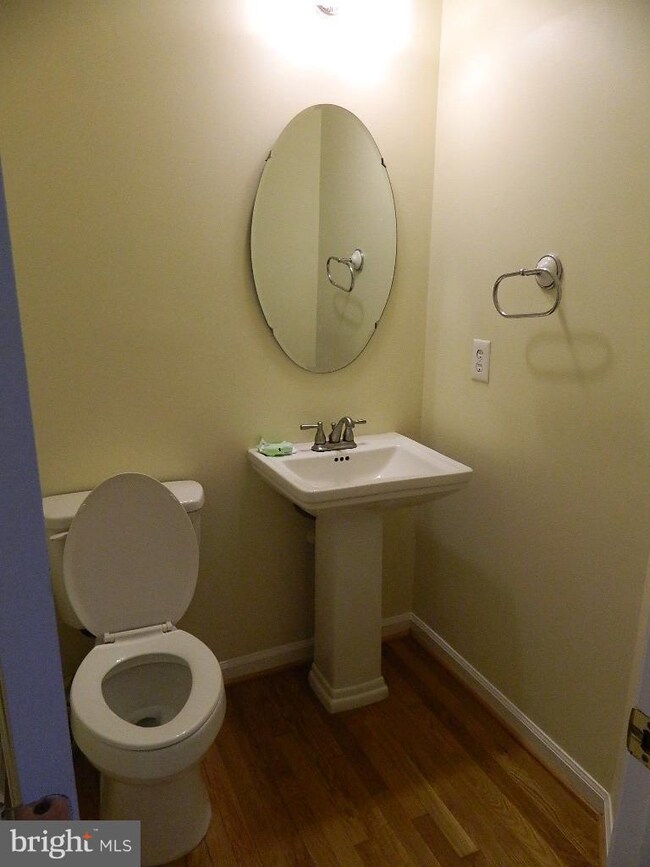 8603 Fire Rock Rd, Laurel, MD 20724 - photo 4