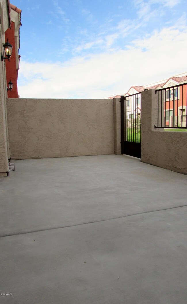 1950 N Center St unit 107, Mesa, AZ 85201 - photo 6