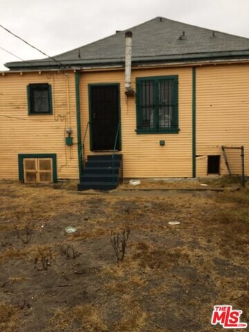 Back view of home