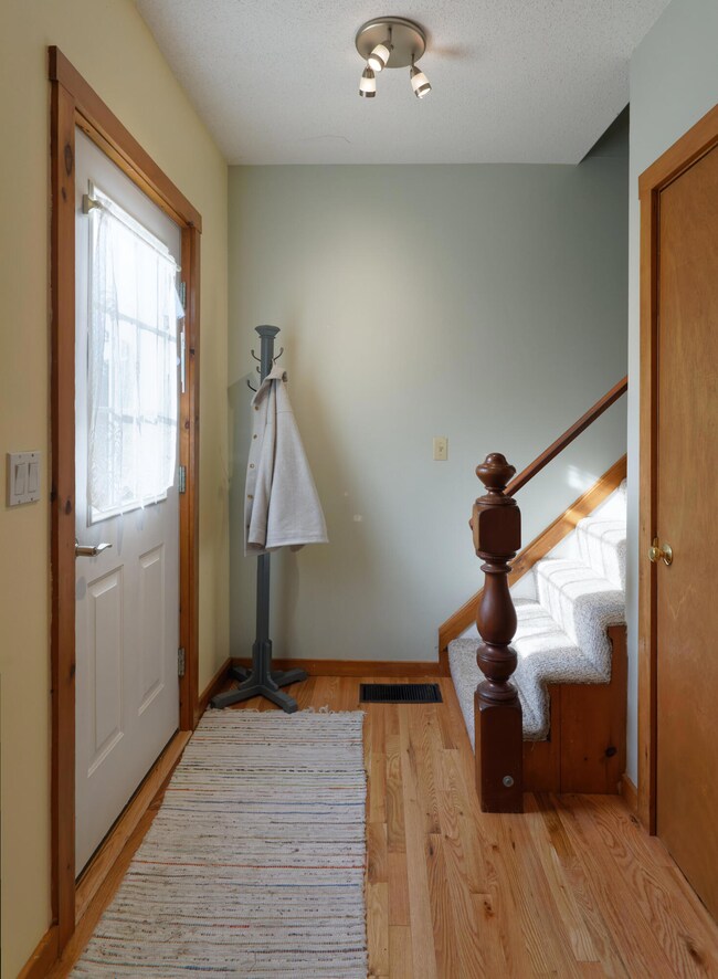 25 Center St, Bowdoinham, ME 04008 - photo 5