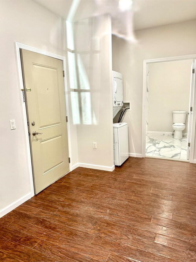 40 Vroom St unit 1A, Jersey City, NJ 07306 - photo 6