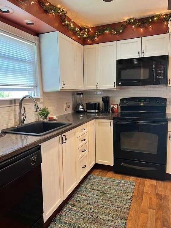 41 Ellsbree St, Chicopee, MA 01013 - photo 4