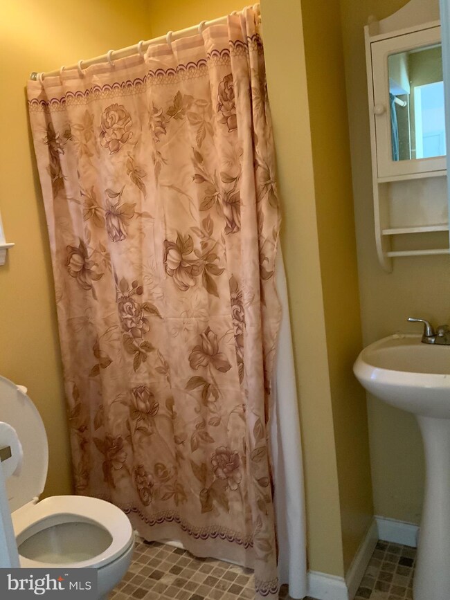 3 Oakwood Ct, Newark, DE 19702 - photo 5