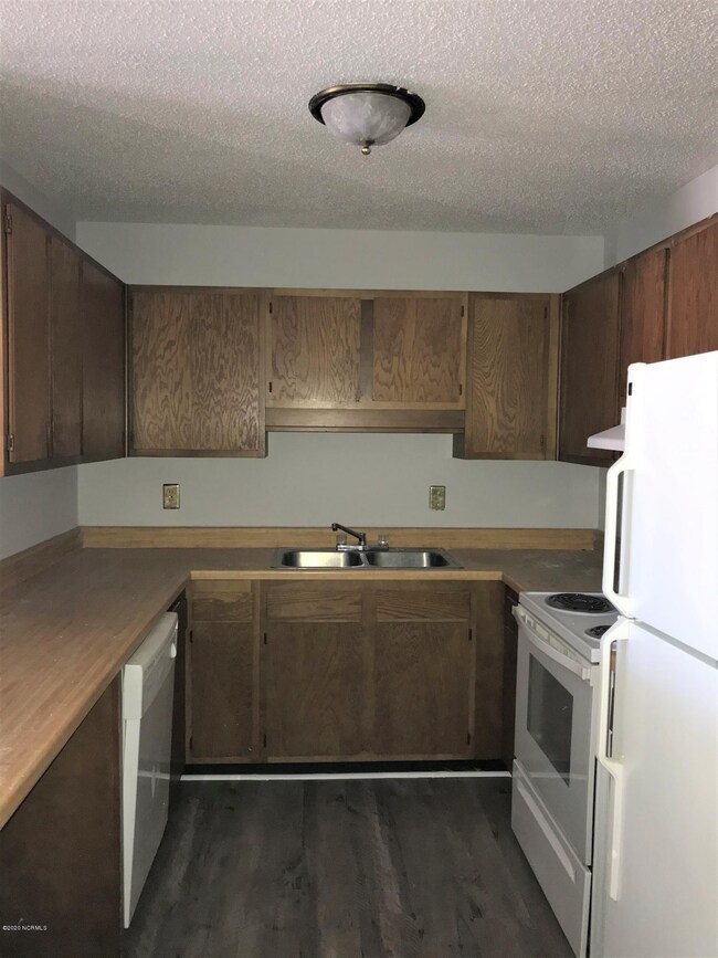 118 Marlene Dr, Jacksonville, NC 28546 - photo 4