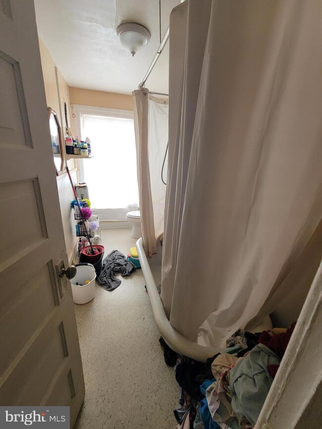 247 S 5th St, Reading, PA 19602 - photo 6