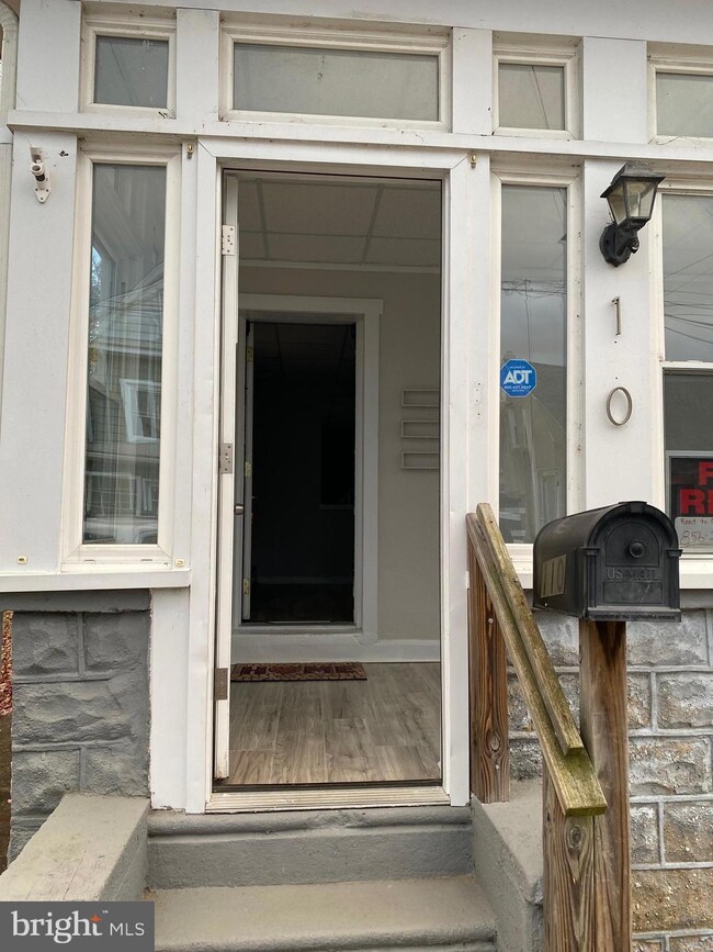 110 W Monroe St, Paulsboro, NJ 08066 - photo 2