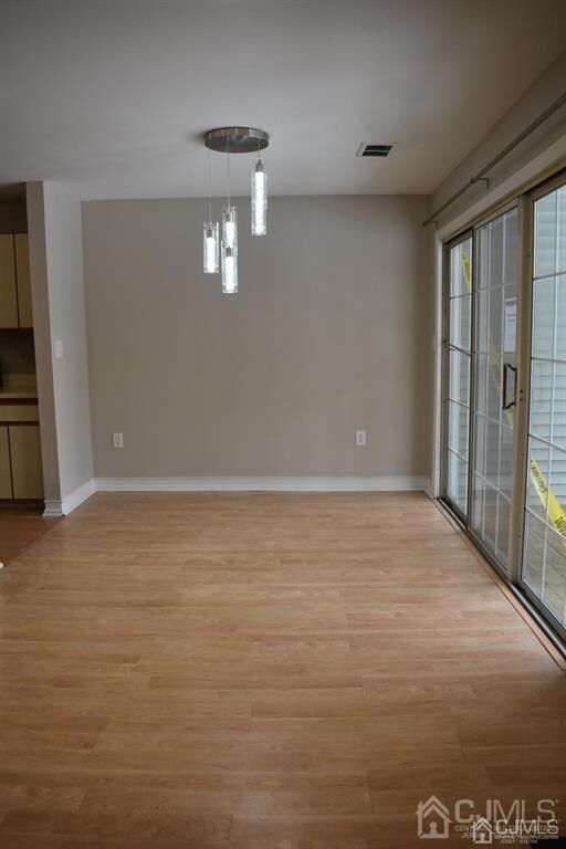 6142 Cedar Ct, Monmouth Junction, NJ 08852 - photo 4