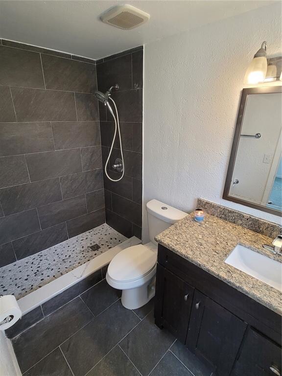 3719 Meadowbreeze Dr, Tampa, FL 33619 - photo 6