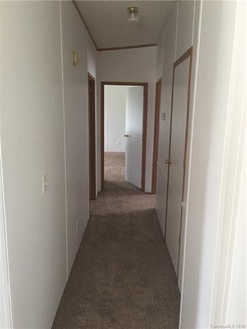 215 Grassy Meadow Ln, Statesville, NC 28625 - photo 7