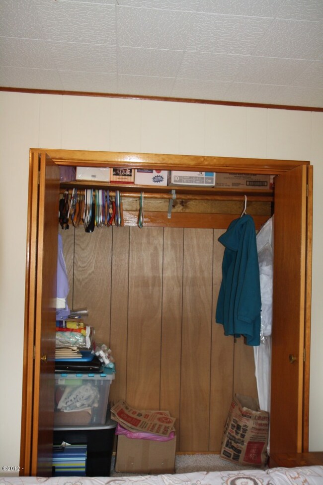 1832 SE 14th St, Lincoln City, OR 97367 - photo 5