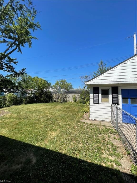 4208 Talbot Ln, Lorain, OH 44055 - photo 3