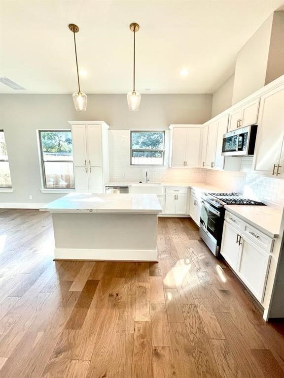 803 Thornton Rd unit E, Houston, TX 77018 - photo 5