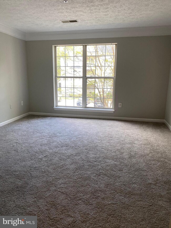 15600 Everglade Ln unit 201, Bowie, MD 20716 - photo 5