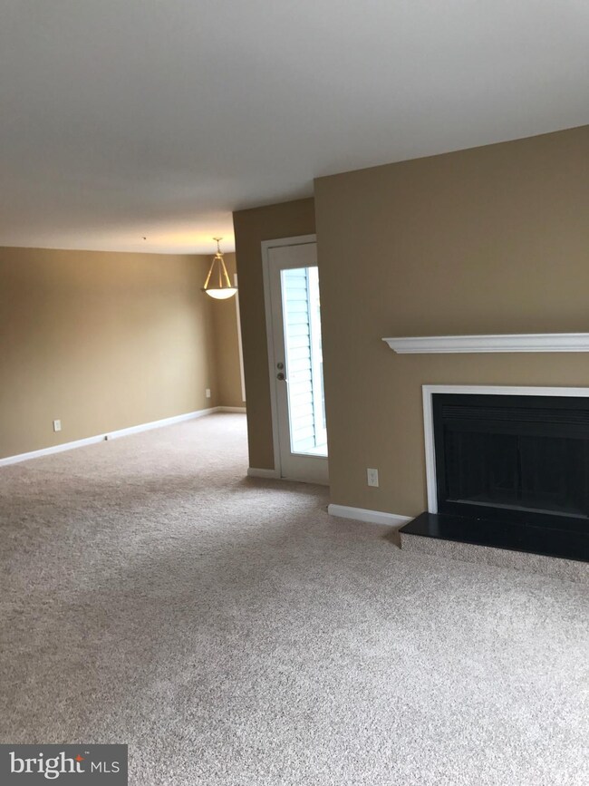 The Four Winds at Oakton unit 3-C2, Oakton, VA 22124 - photo 6