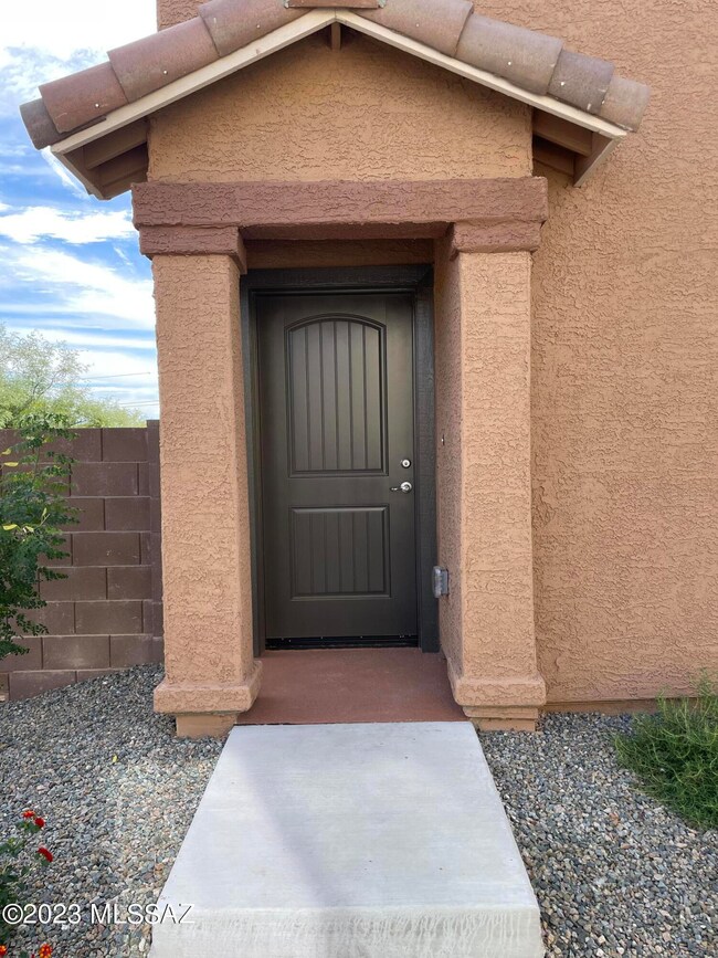 1127 E Cairn St, Tucson, AZ 85719 - photo 3