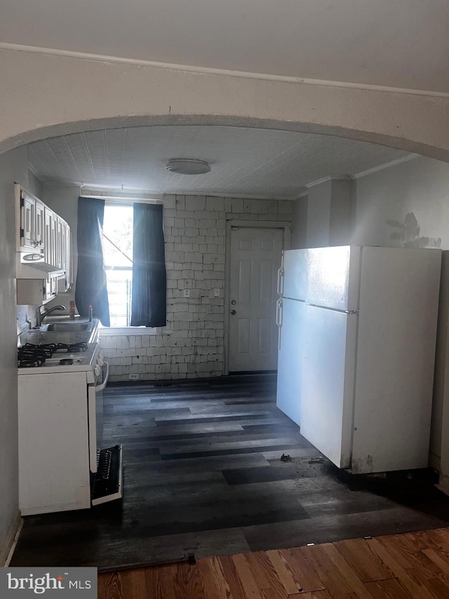 511 N Port St, Baltimore, MD 21205 - photo 4