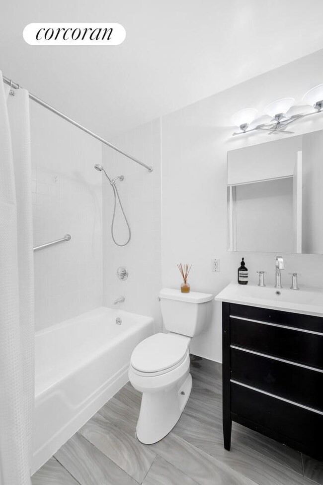 280 Park Ave S unit 12L, New York, NY 10010 - photo 6