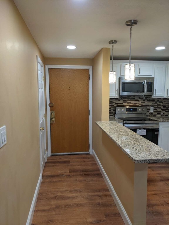 18 Washington St unit 4, Plainville, MA 02762 - photo 7