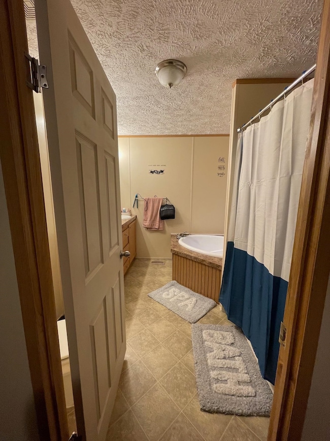 10738 Phillips Store Rd, Broadway, VA 22815 - photo 3