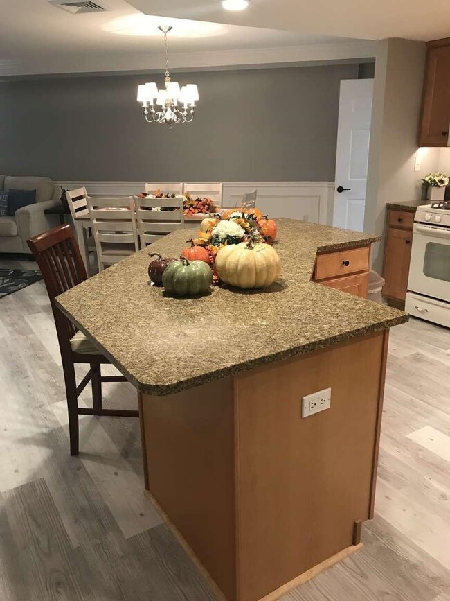 3 Sterling Hill Ln unit 324, Exeter, NH 03833 - photo 5