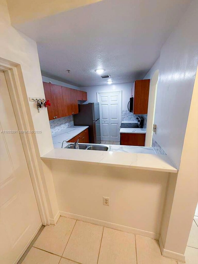 6630 NW 114th Ave unit 1502, Doral, FL 33178 - photo 5