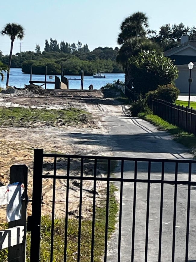 unlisted-address, Sebastian, FL 32976 - photo 2