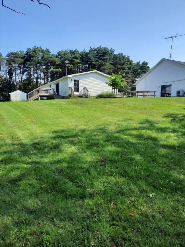 11311 Warrens Way, Howard City, MI 49329 - photo 6