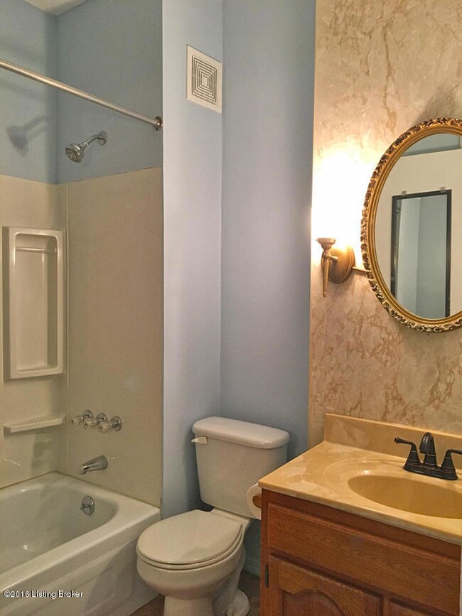 1214 Barret Ave unit 2, Louisville, KY 40204 - photo 5
