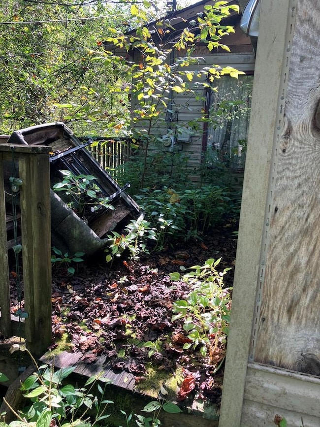 226 Madisons Fork, Dana, KY 41615 - photo 6