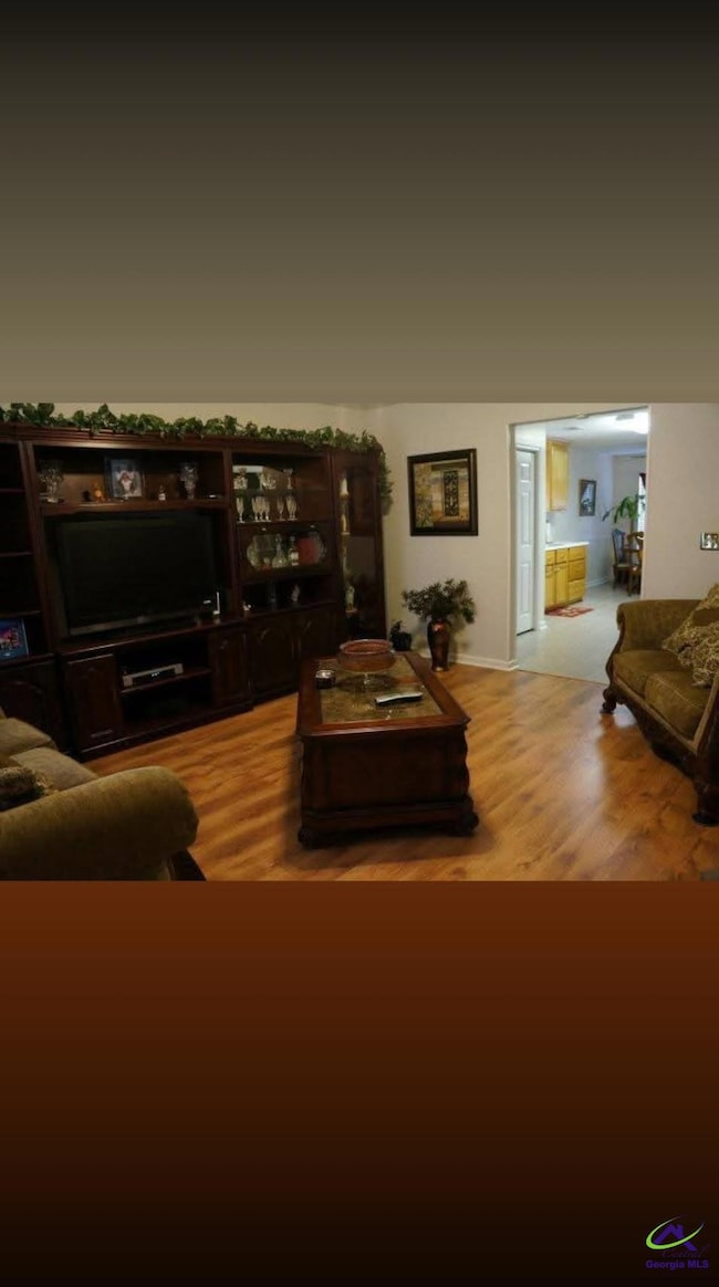 305 Norman Ln, Warner Robins, GA 31093 - photo 4